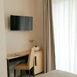 波斯顿酒店 斯特雷萨