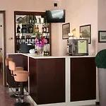 波斯顿酒店 3*