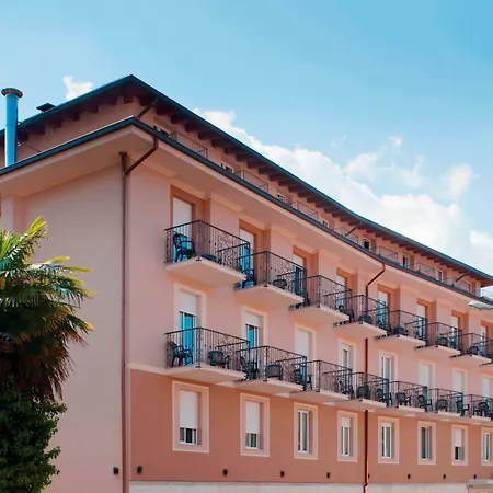 Boston Hotel Stresa