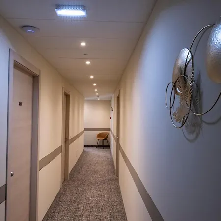 酒店 波斯顿酒店 3*