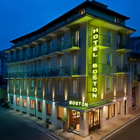 波斯顿酒店 3*