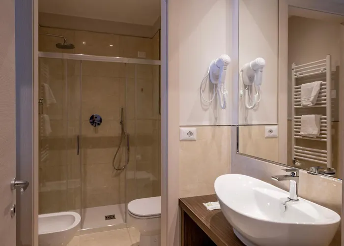 Готель Boston 3*