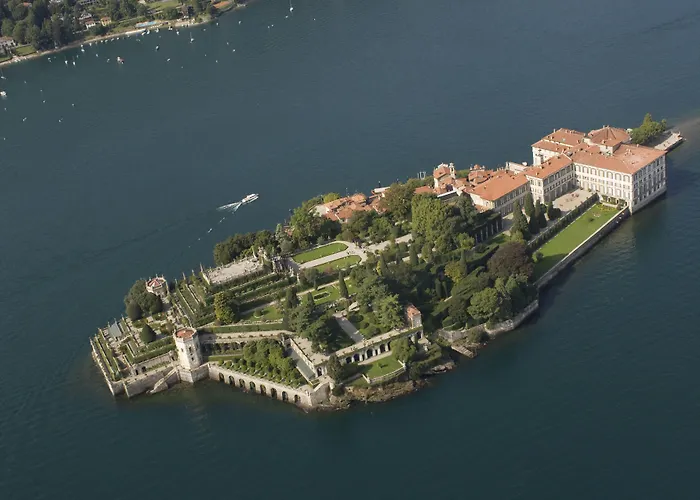 Готель Boston Стреза