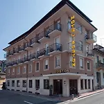 Hotel Boston