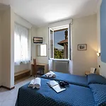 Boston Hotel 3*