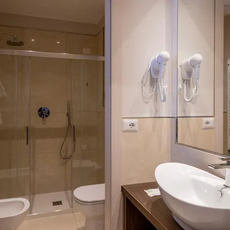 Otel Boston 3*